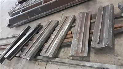 VSI Crusher Blow Bar|قطعات سایش کروم بالا برای دستگاه شن و ماسه